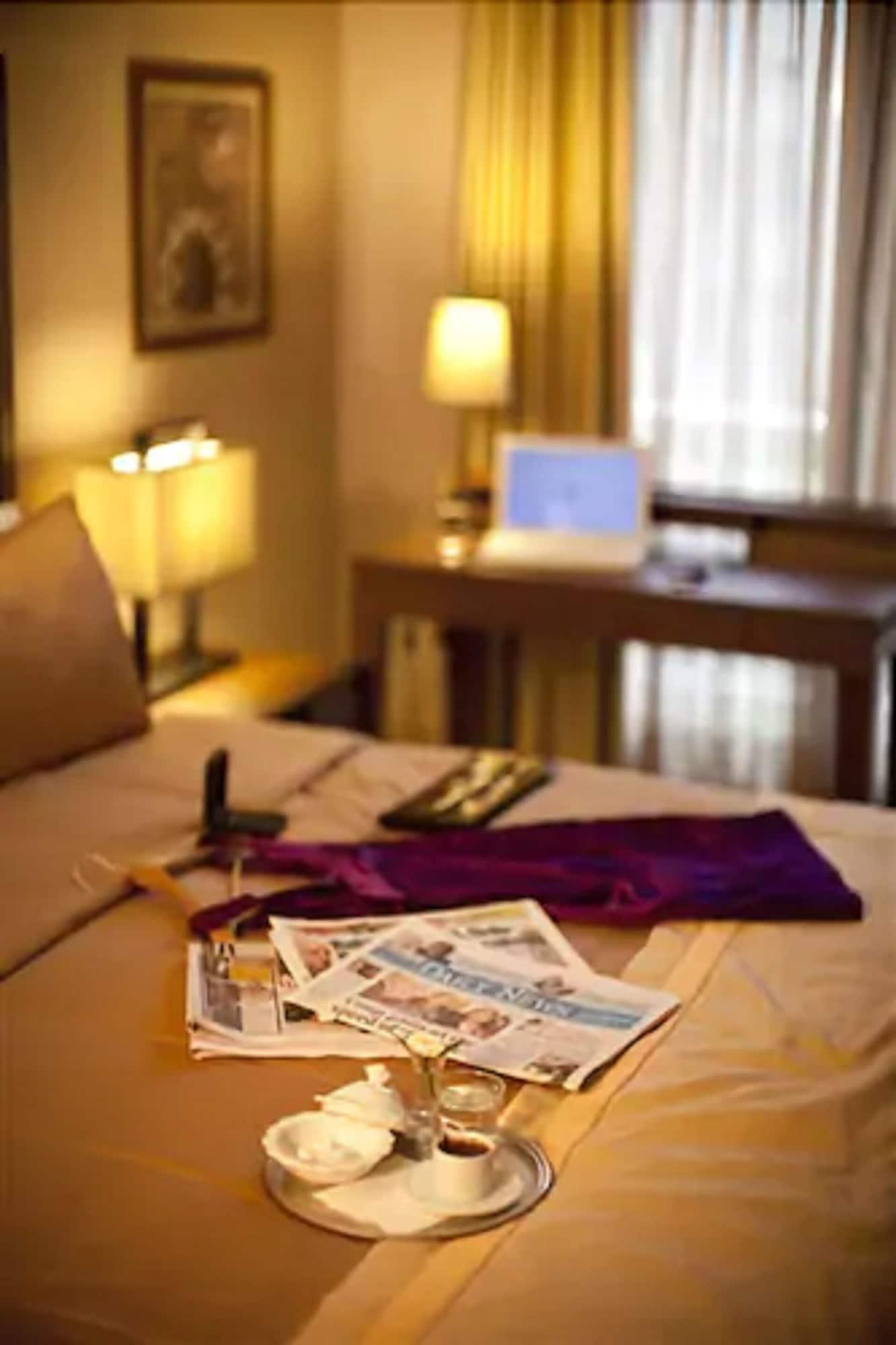 Continental Pera Отель 4*